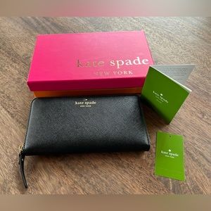 Brand New kate spade Lacey Cedar Street wallet.